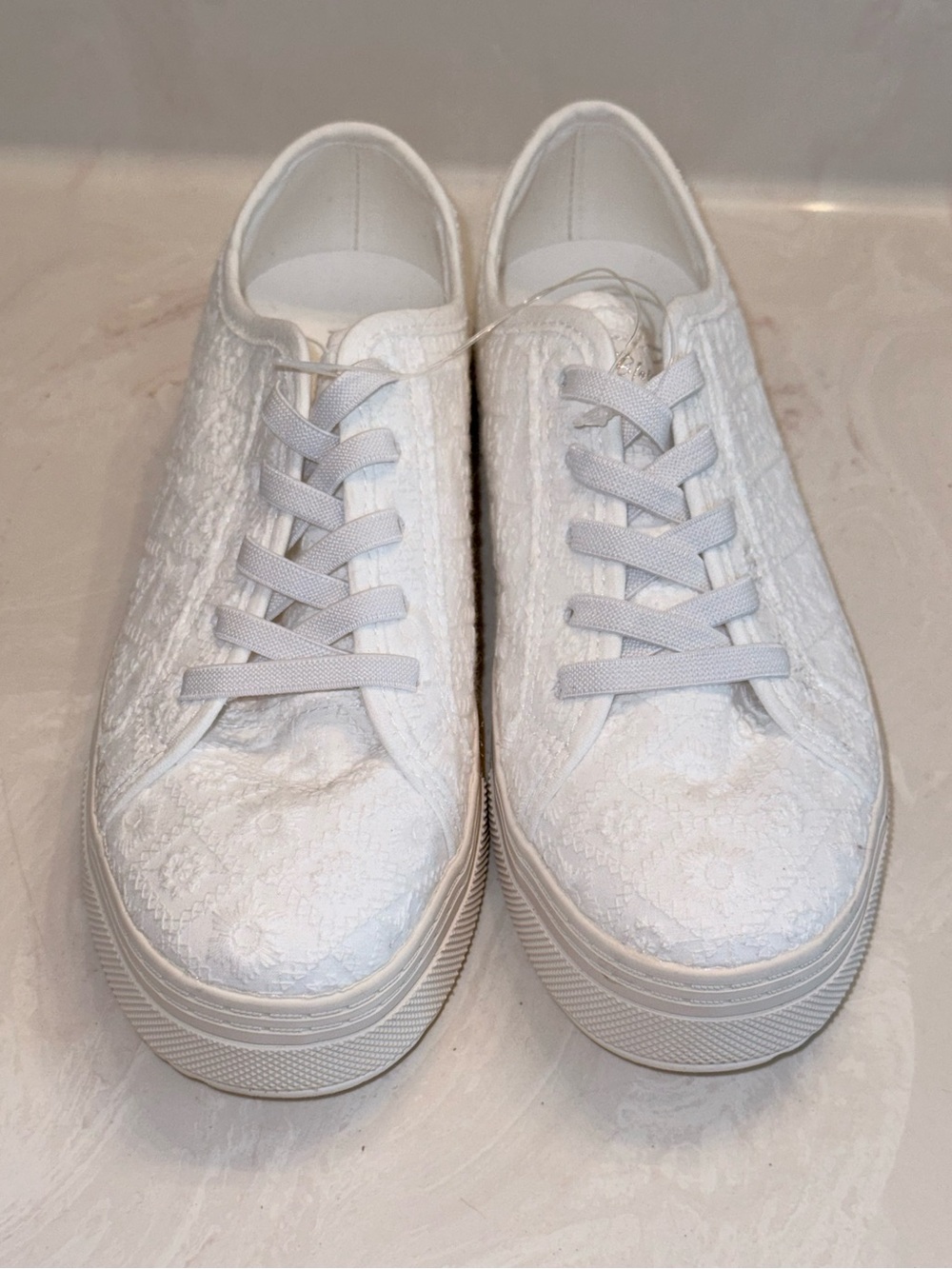 Blowfish Malibu Super Smile 2 Lace-Up White Lace Platform Sneakers Size 7 View 4